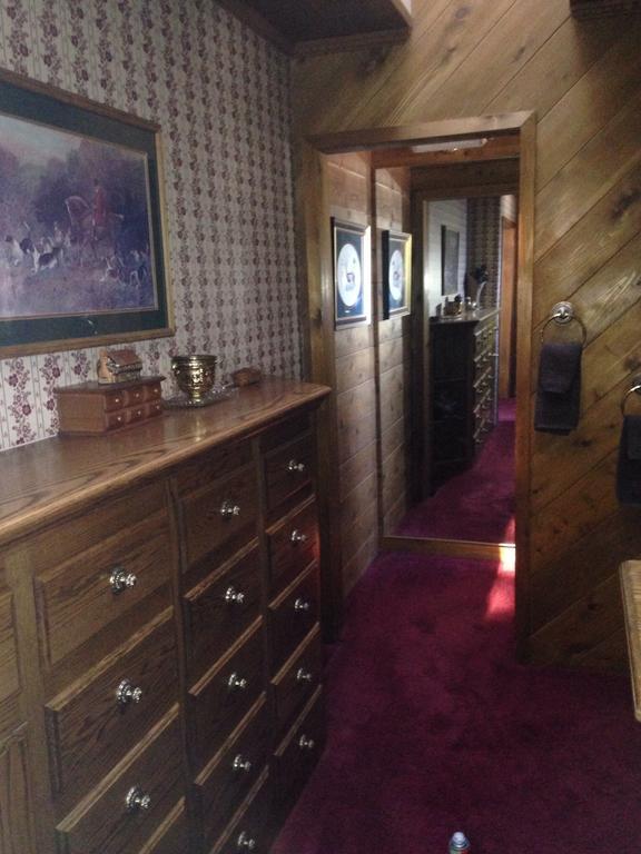 Switzerland Haus Bed And Breakfast Innビッグ・ベアー・レイク 部屋 写真