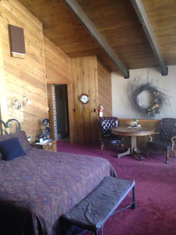 Switzerland Haus Bed And Breakfast Innビッグ・ベアー・レイク 部屋 写真